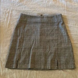 Brandy Melville mini skirt